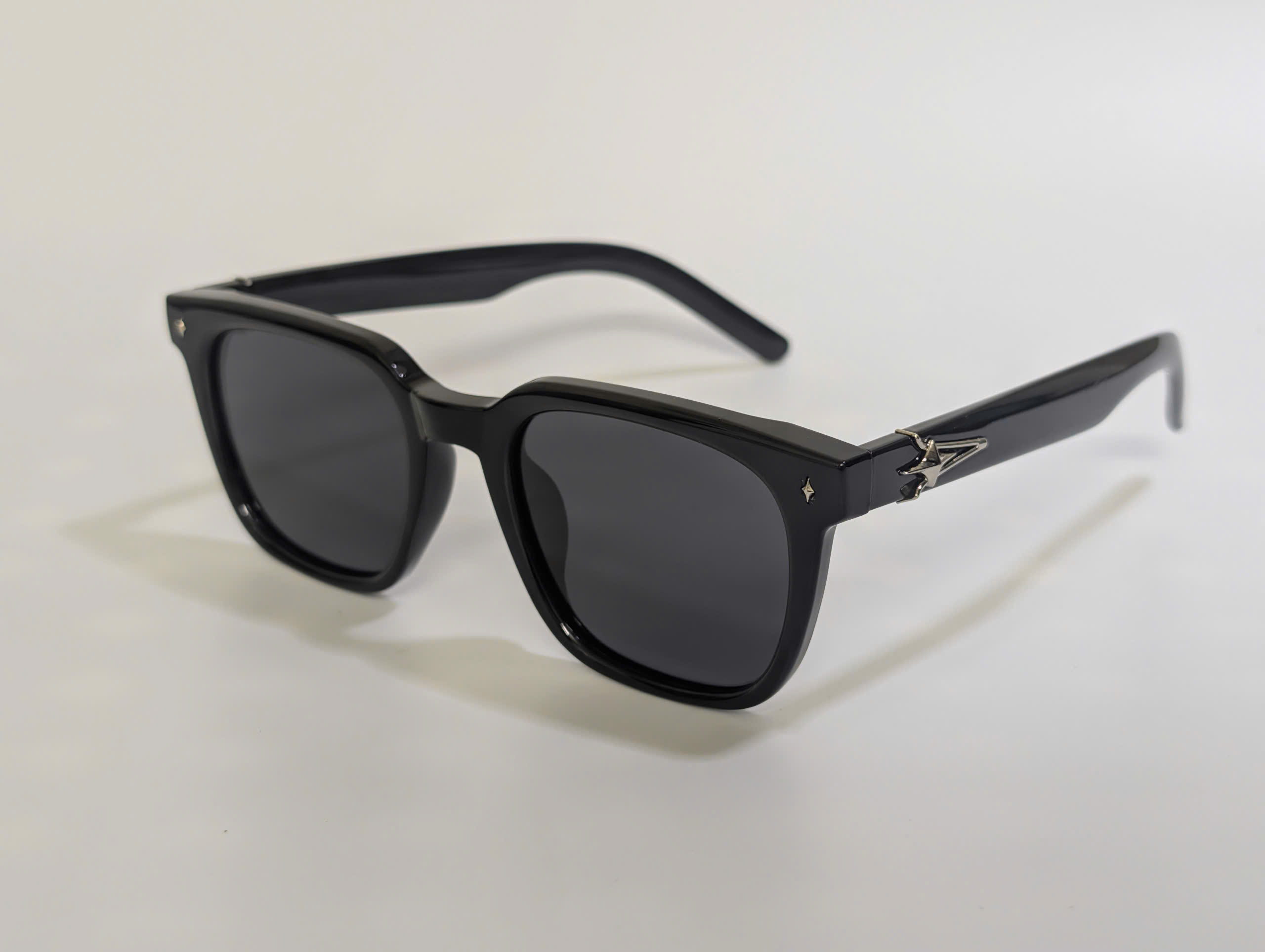 2073 đen nhám 2073 đen nhám